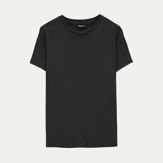Emrik Merino Men's T-Shirt in Currawong Black @ Bluey Merino Tasmania