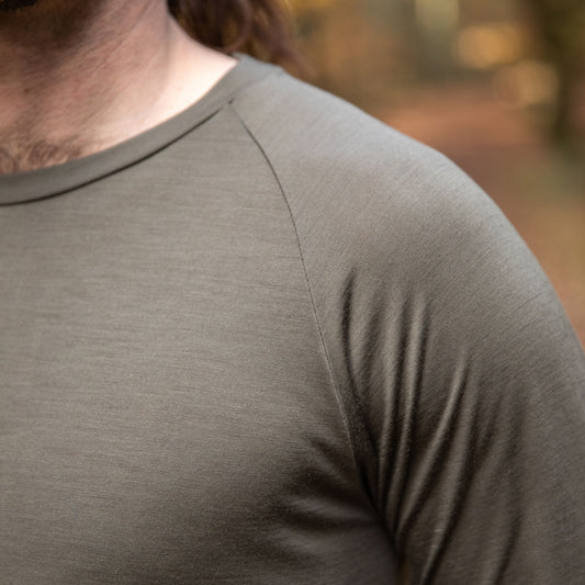 Men's Insanely Soft 14.8 Micron Merino Long Sleeve Top - Bluey Merino Tasmania