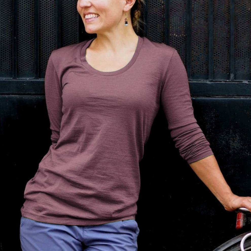 Women's Insanely Soft 14.8 Micron Merino Long Sleeve Top