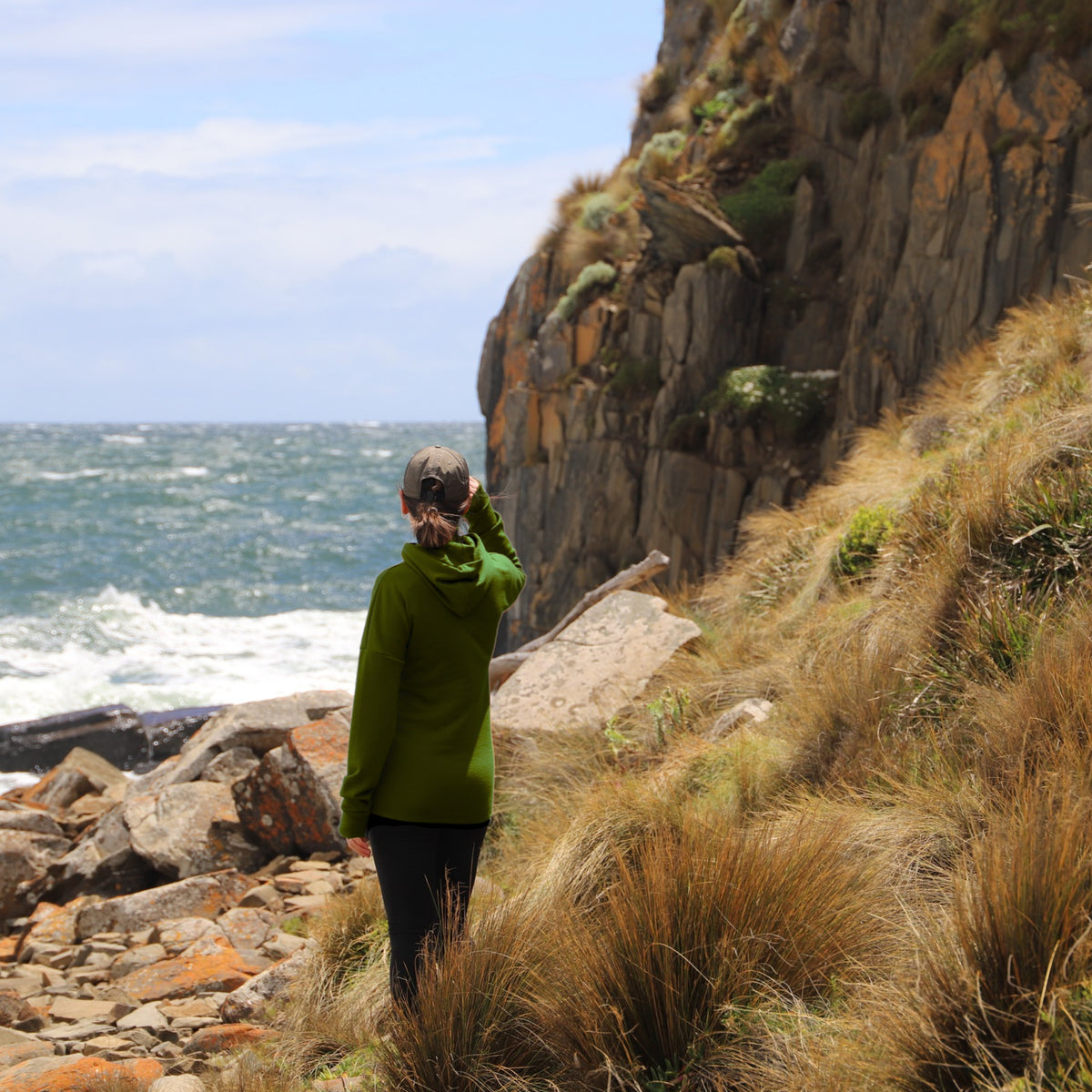 Women's Nora Superfine Merino Hoodie - Moss Green - Bluey Merino Tasmania